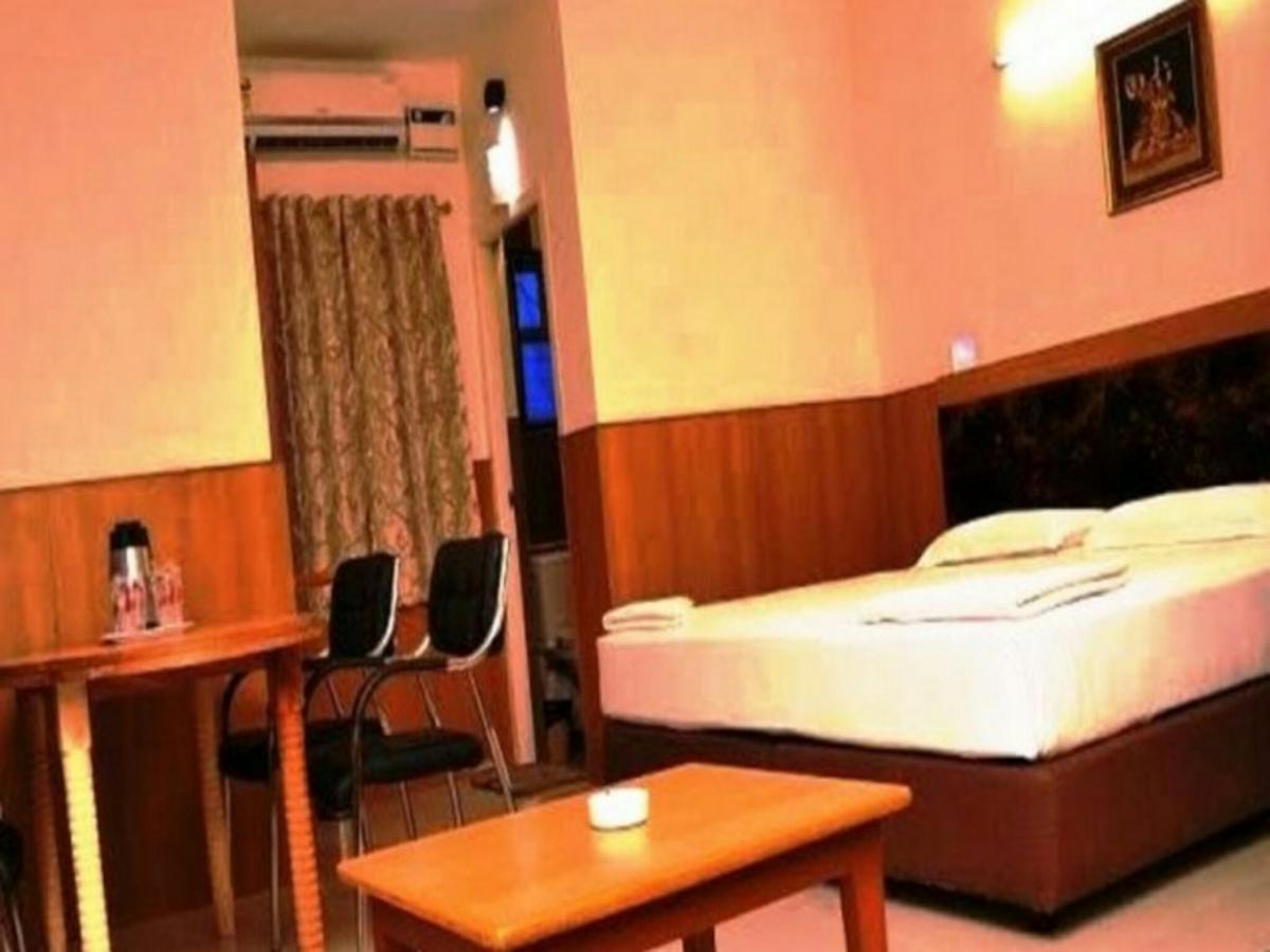 ארודה Hotel J Maariot מראה חיצוני תמונה